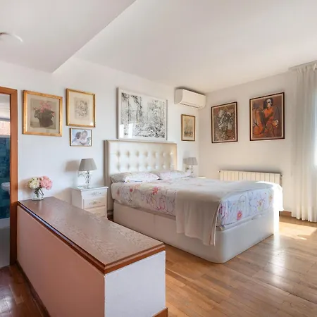 Great 70's Style House Villa Sant Vicenc de Montalt