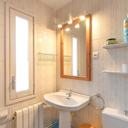 Great 70's Style House Villa *